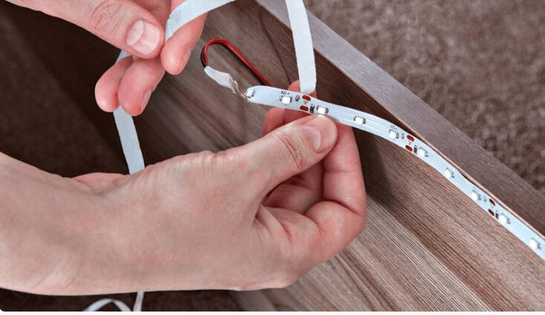 Illustrative example of hardwire led strip
