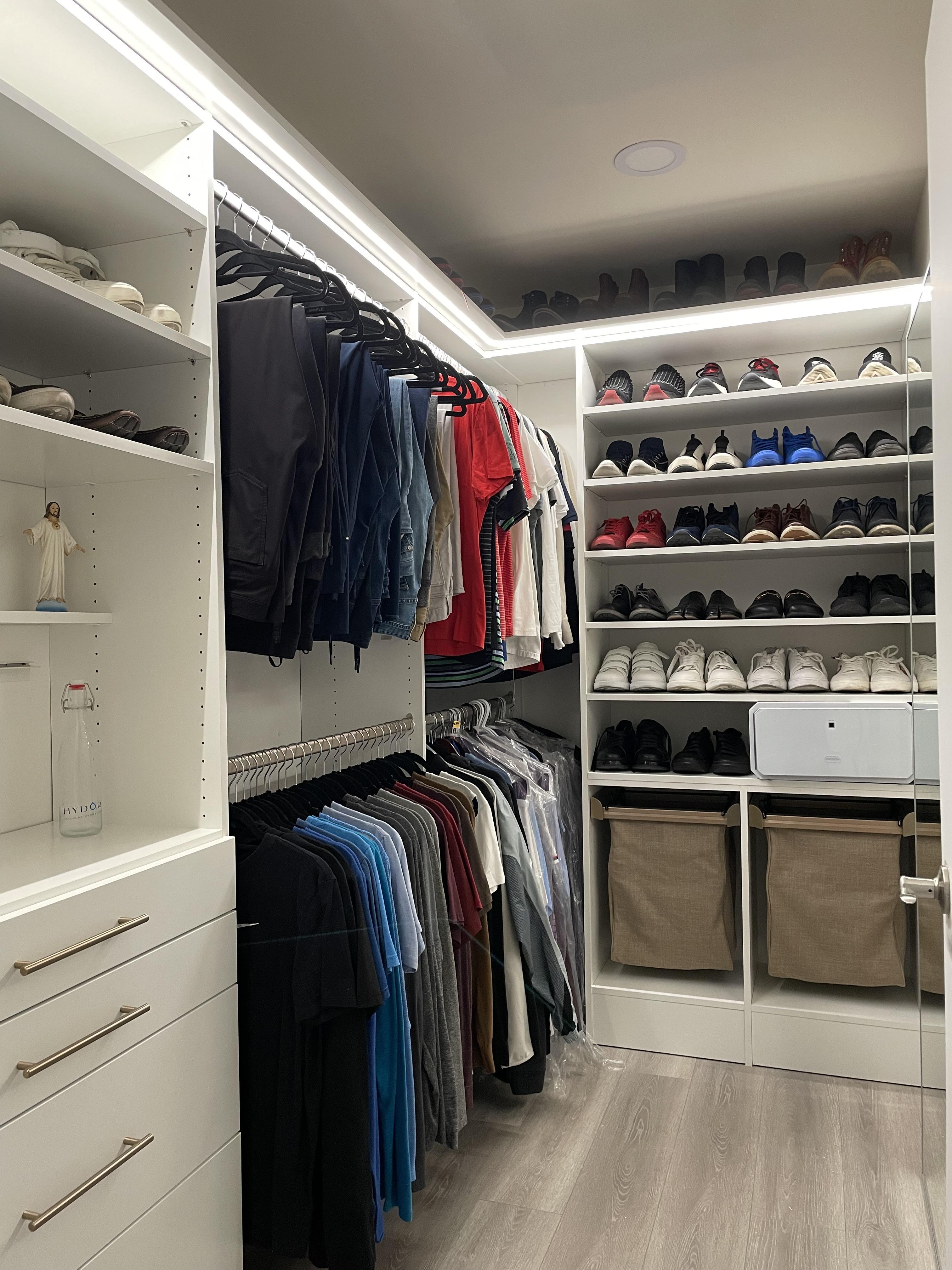 plug in closet lighting