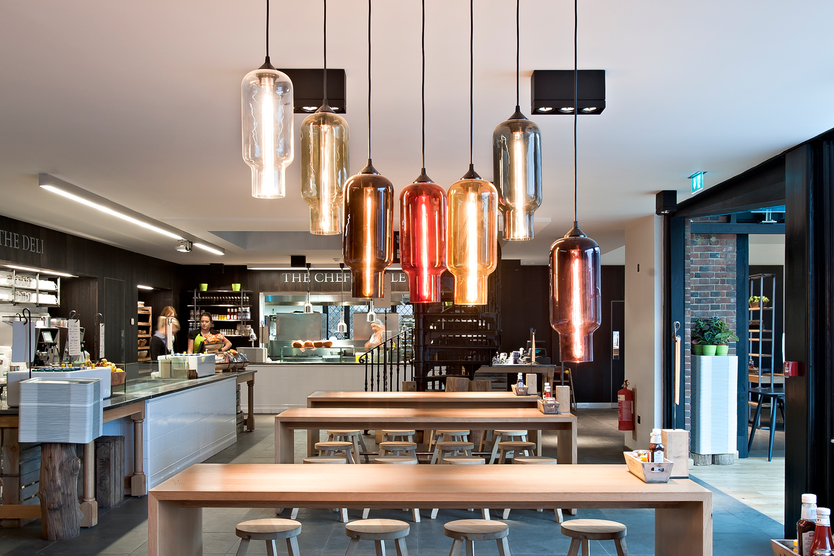 pendant restaurant lighting