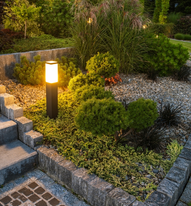 low voltage landscaping lighting